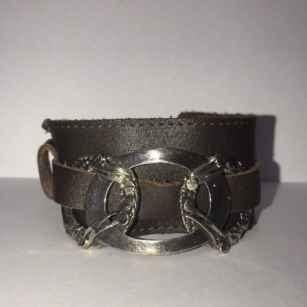 Handmade silver and leather bracelet